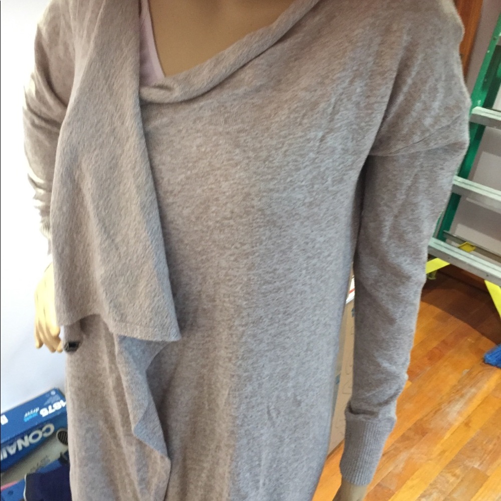 Express Cardigan - Picture 4 of 8